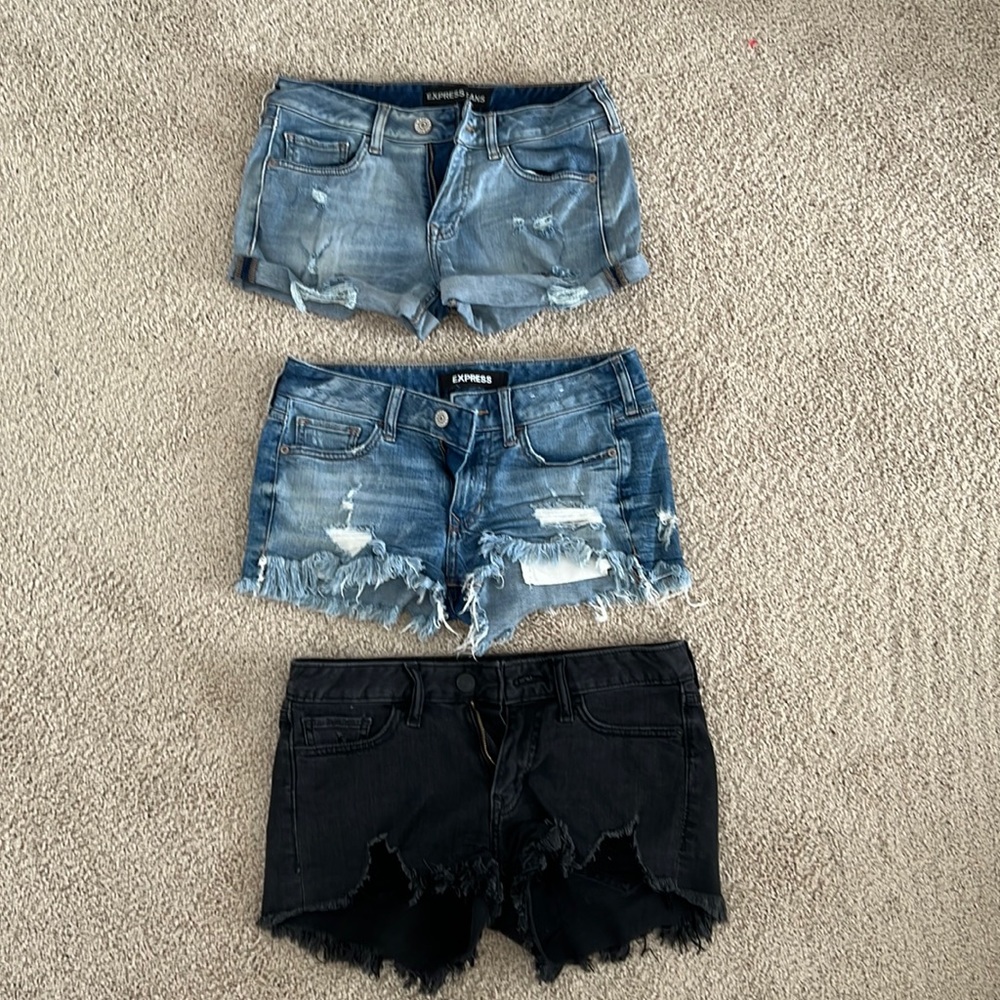 Express shorts, great condition size 0